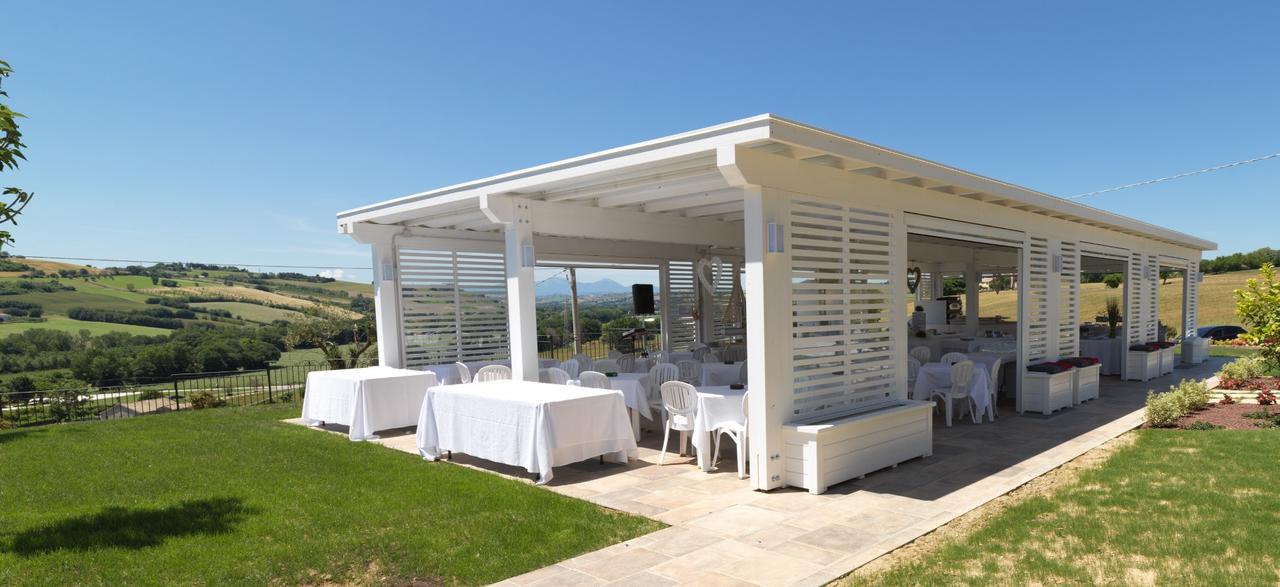 Villa Resort Tre Castelli Trecastelli Exterior foto